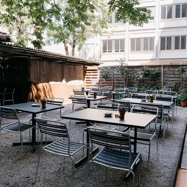 Lou’s Restaurant & Bar