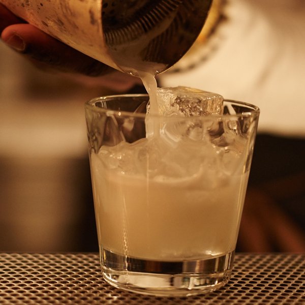 web_zuerich_raymond_bar_4.jpg