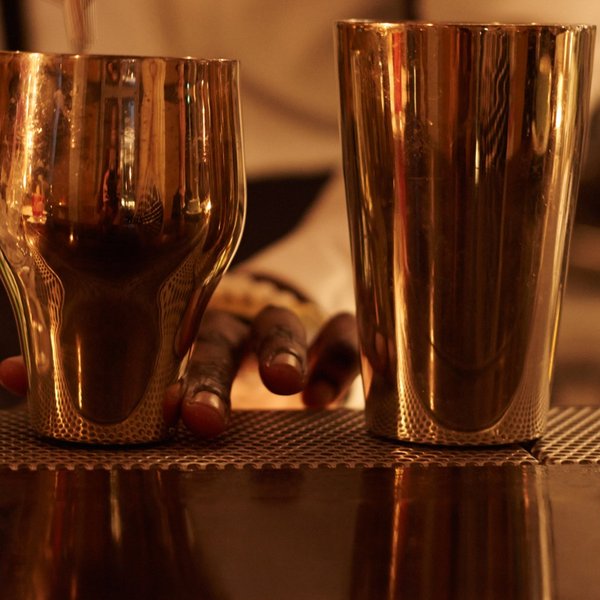 web_zuerich_raymond_bar_3.jpg