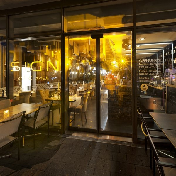 Restaurant, Sign eat and drink 