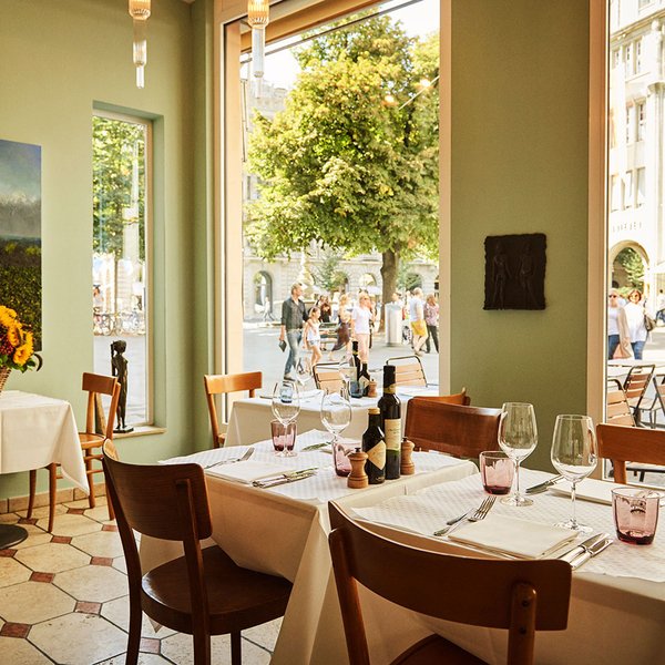 Zürich Restaurant, Santa Lucia Paradeplatz