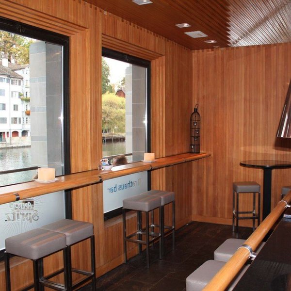 Zürich Rathaus Café