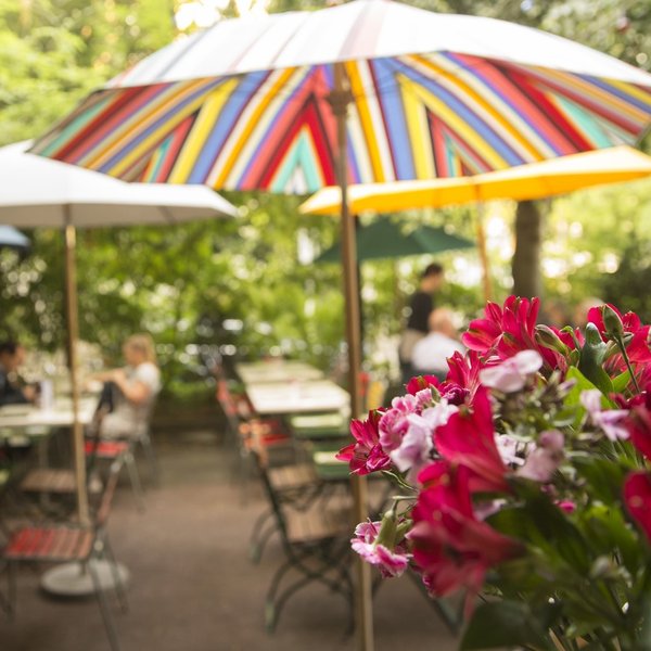 Geniessen Sie die gemütliche Terrasse