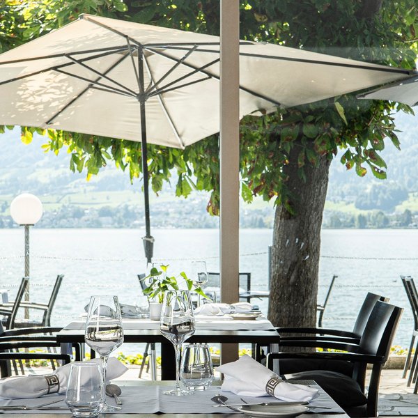 Restaurant Rössli direkt am Seeufer