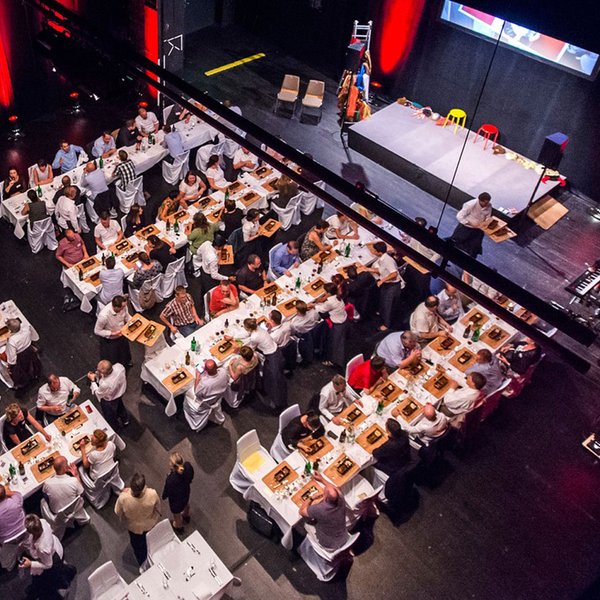 Restaurant Theater 11