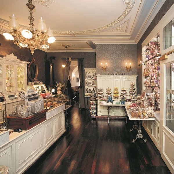 Café Conditorei 1842