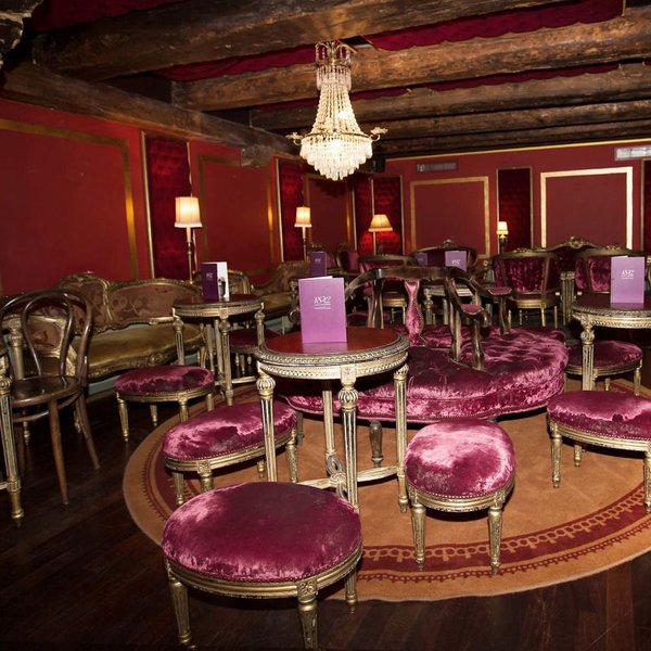 Café Conditorei 1842