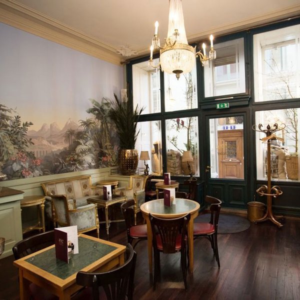 Café Conditorei 1842