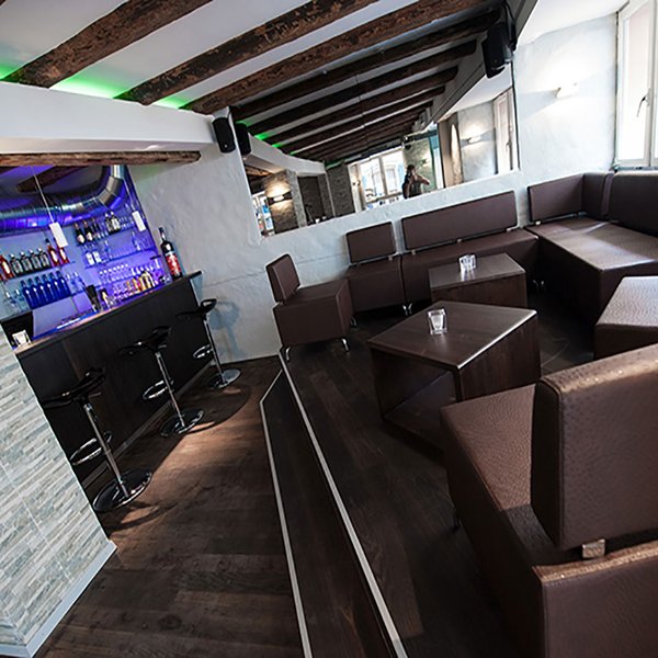 Zürich, Akt Niederdorf