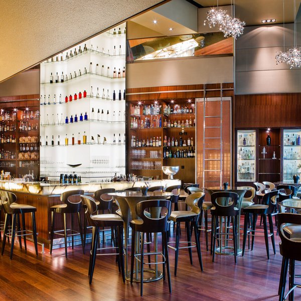web_zuerich_park_hyatt_onyx_bar_1280x960_33236.jpg